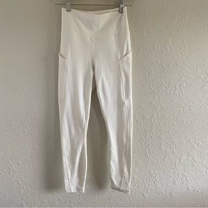 Fabletics PureLuxe Oasis High Waisted Pocket 7/8 Leggings. Perfect condition!